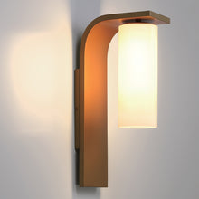 Load image into Gallery viewer, Eurofase 41971-035 Colonne 1 LT 15&quot; Outdoor Wall Sconce, Gold