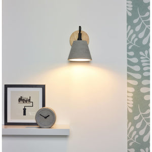 Notre Dame Design WS048 Tuddors Wall Sconce Powder Coated 